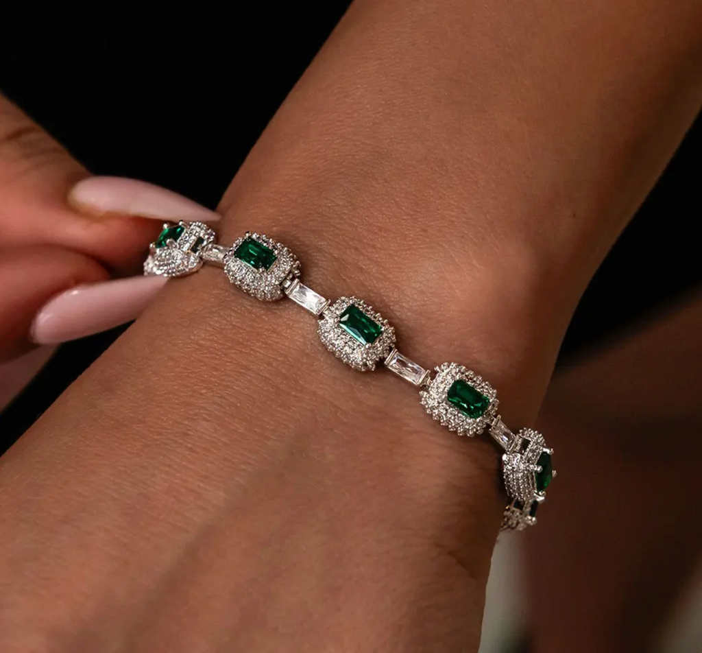 Elegant Green Crystal Tennis Necklace