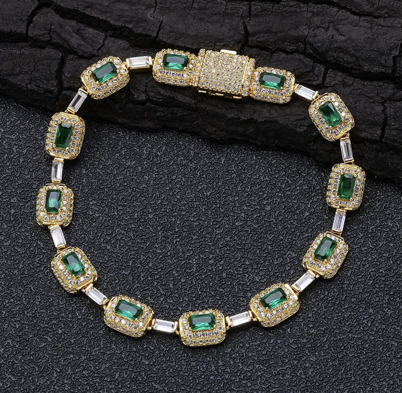 Elegant Green Crystal Tennis Necklace