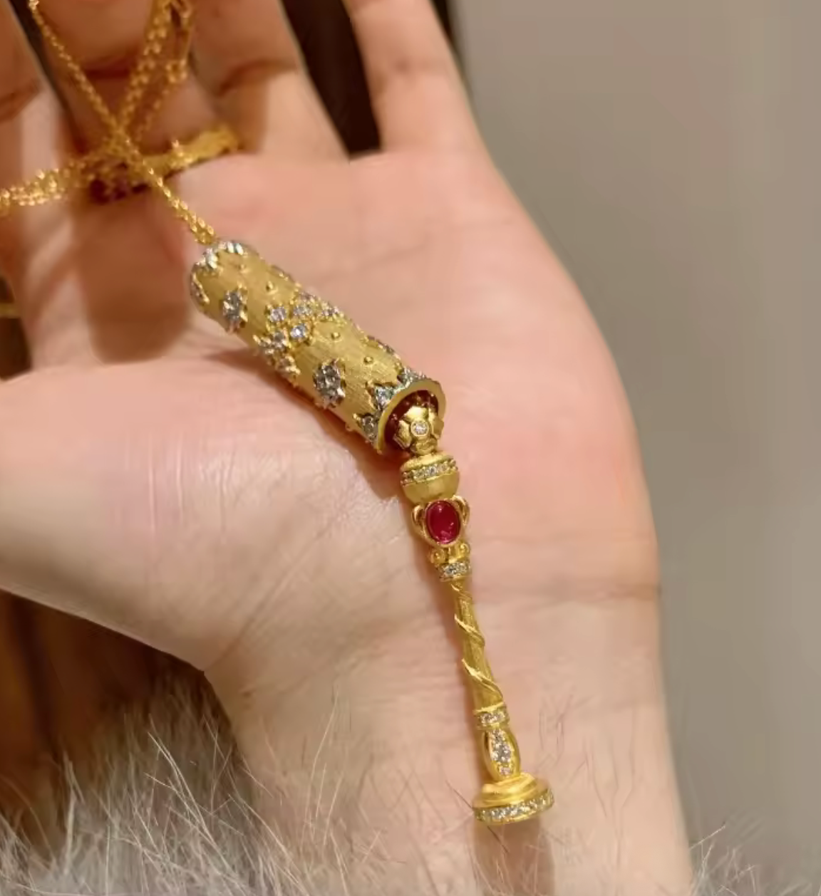 Vintage Chinese Style Brushed Cylindrical Necklace with Ruby Pendant