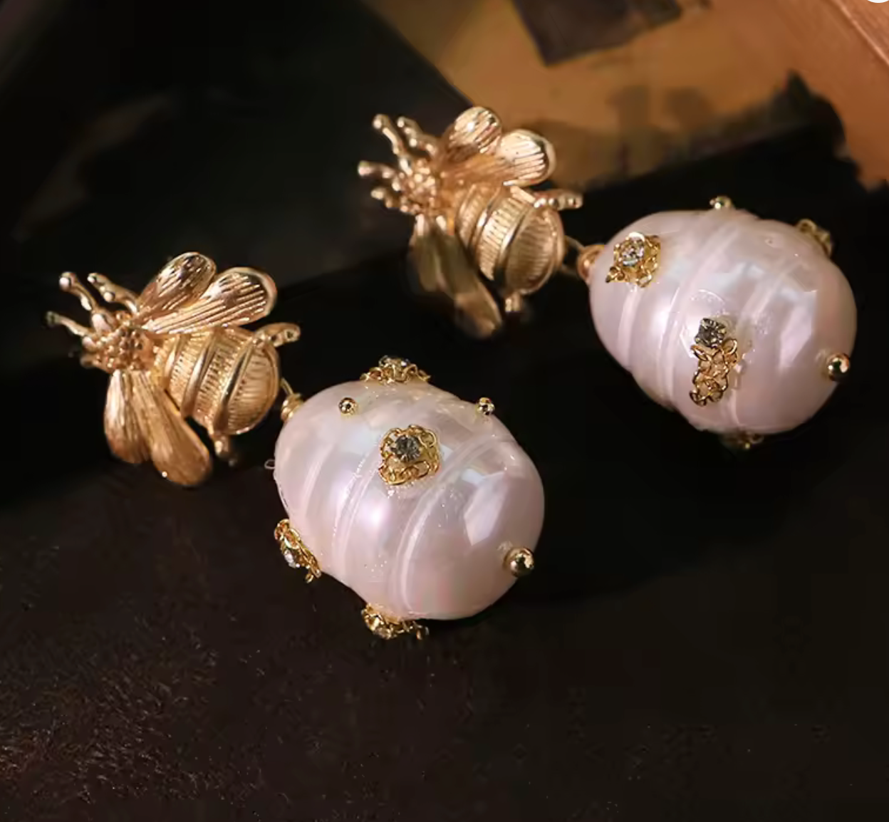 Vintage Bee Shell Bead Earrings