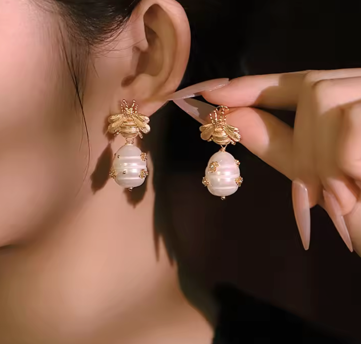 Vintage Bee Shell Bead Earrings
